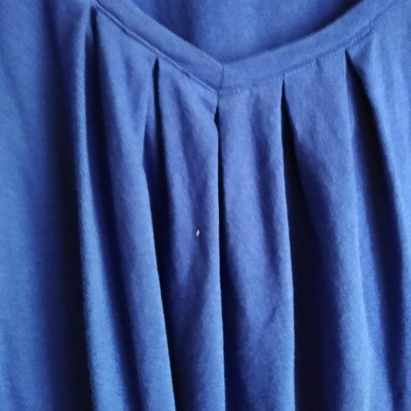 Plus size knit short sleeve tunic - Picture 2 of 4